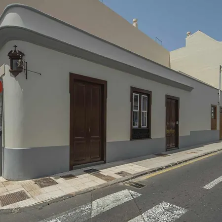 Adelantados La Hornacina Live Canarias La Laguna (Tenerife)